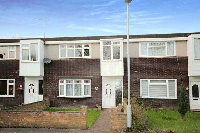 3 Bedroom Terraced House To Rent In Trindehay, Basildon, SS15