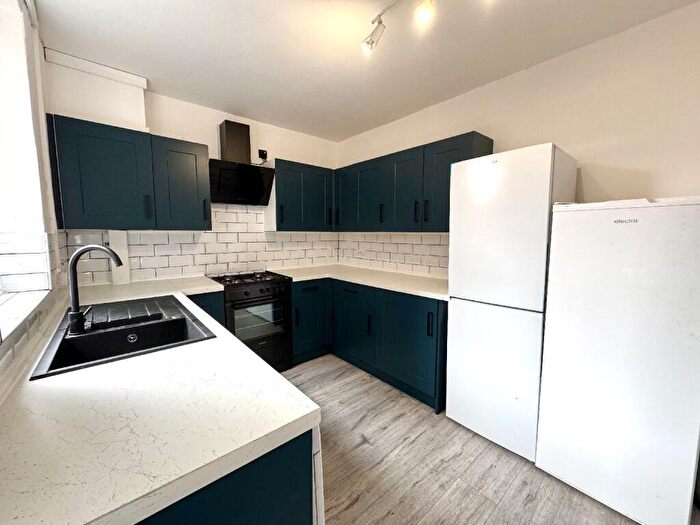 5 Bedroom House To Rent In Teversal Avenue, Lenton, Nottingham, Nottinghamshire, NG7