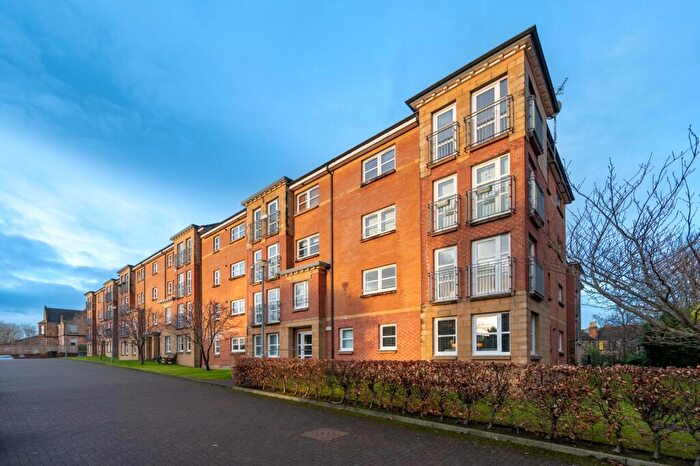 2 Bedroom Flat To Rent In Mansionhouse Road, Flat -, Langside, Glasgow, G41