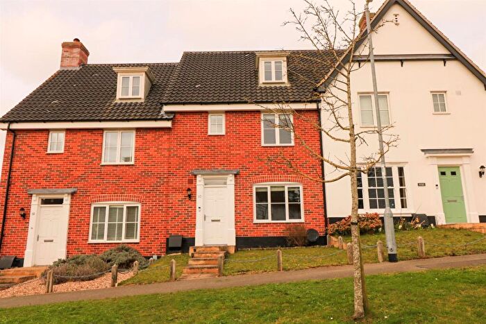 3 Bedroom Town House For Sale In Beech Road, Saxmundham, IP17