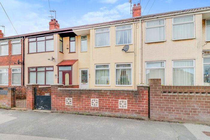 3 Bedroom Terraced House To Rent In Southcoates Lane, Hull, HU9