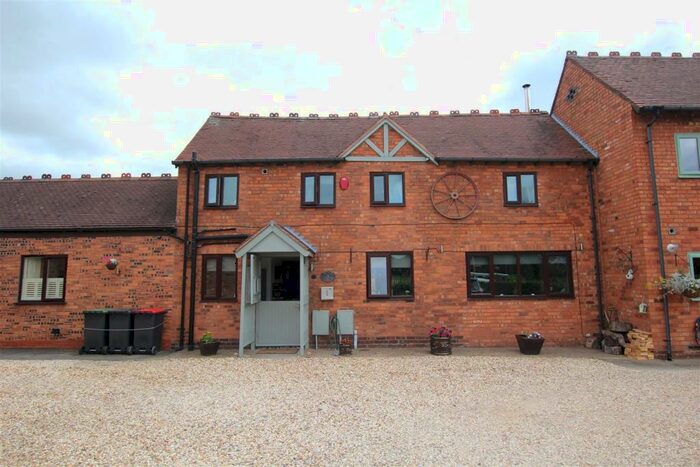 4 Bedroom Barn Conversion To Rent In Kingsbury Road, Curdworth, Sutton Coldfield, B76