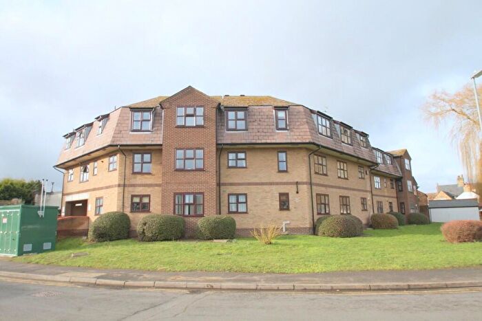 2 Bedroom Maisonette To Rent In The Paddock, St. Neots, Cambridgeshire, PE19