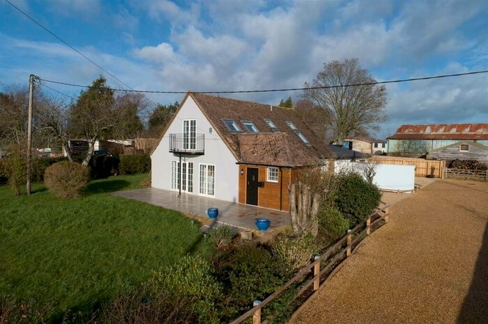 5 Bedroom Link Detached House To Rent In Rockbourne Road, Coombe Bissett, Salisbury, SP5