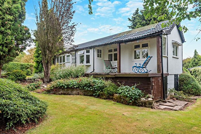 2 Bedroom Detached Bungalow For Sale In Staythorpe Road, Averham, Newark, NG23