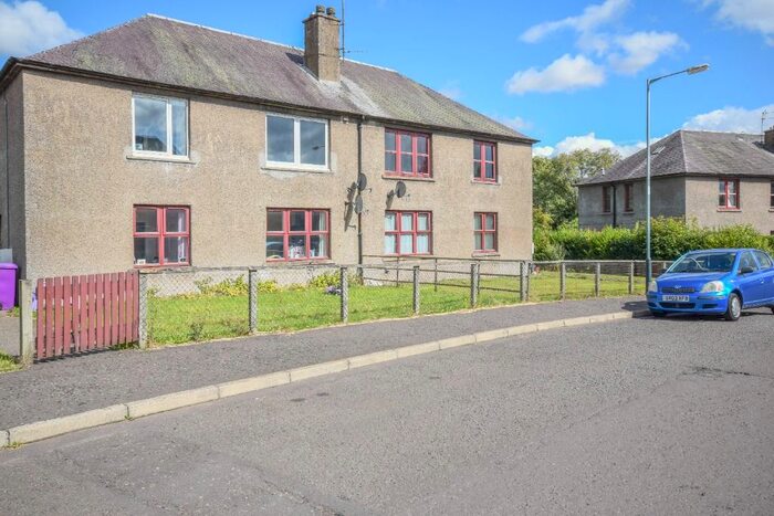 2 Bedroom Flat To Rent In Knowhead Crescent, Kirriemuir, Angus, DD8