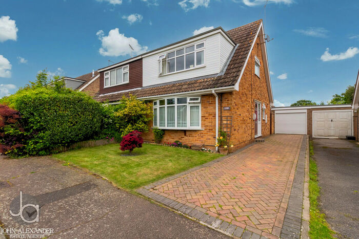 3 Bedroom Semi-Detached House For Sale In Birchwood Way, Tiptree, CO5