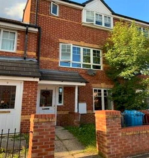3 Bedroom Terraced House To Rent In Northcote Avenue, Wythenshawe, M22