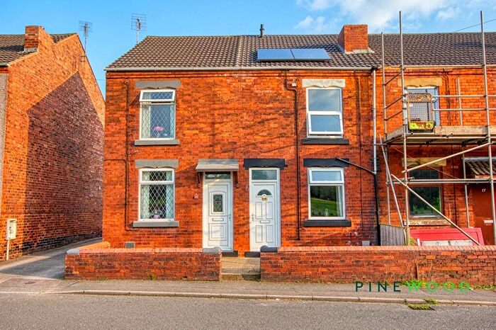 3 Bedroom Terraced House For Sale In Pilsley Road, Danesmoor, S45
