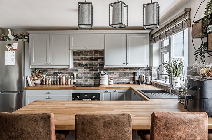 3 Bedroom Detached House For Sale In Grange Heights, Paignton, Devon, TQ4