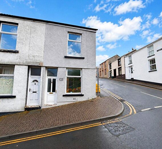 2 Bedroom End Of Terrace House For Sale In Cross Street, Aberdare, CF44