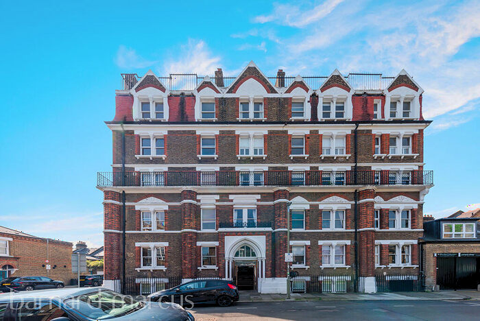 1 Bedroom Apartment To Rent In Ashbury Road, London, SW11
