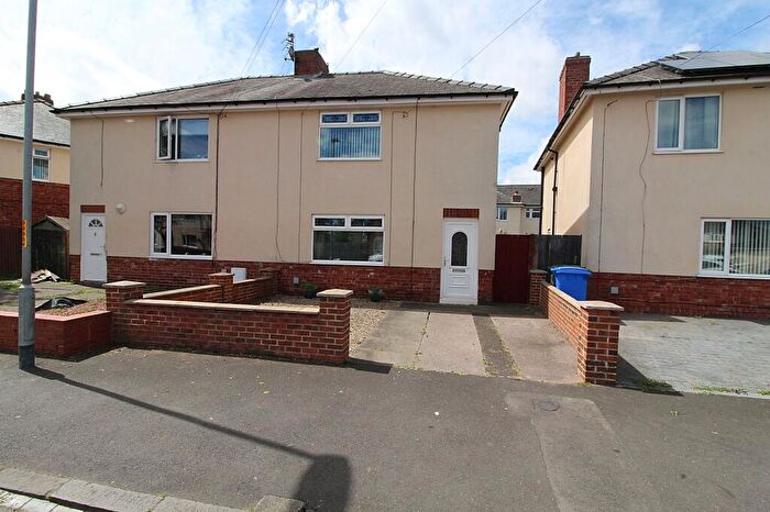 3 Bedroom Semi-Detached House For Sale In Delaval Crescent, Blyth, NE24