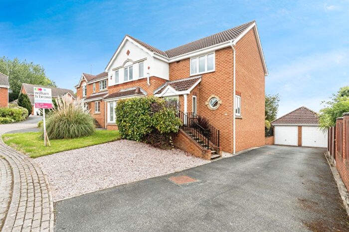 4 Bedroom Detached House For Sale In Valley Gardens, Darrington, Pontefract, WF8