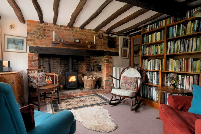 5 Bedroom Detached House For Sale In Moor End, Frieth, Henley-On-Thames, RG9