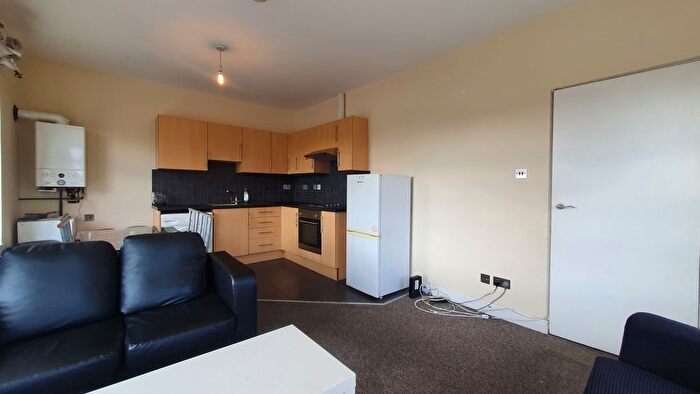 2 Bedroom Flat To Rent In Daniel Street, Cathays, Cardiff, Cardiff, CF24