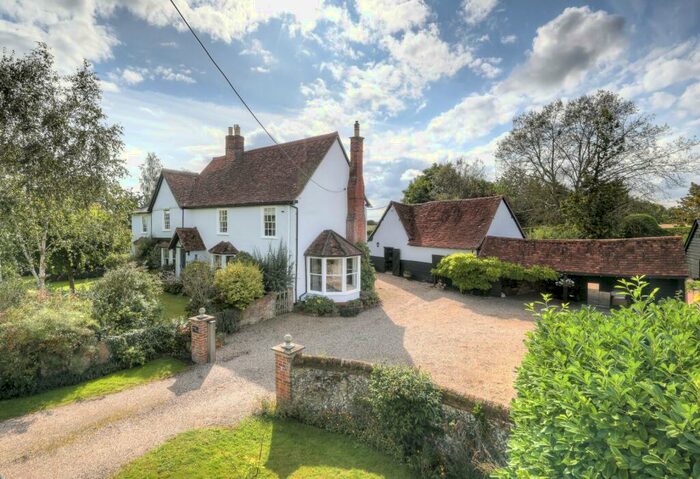 4 Bedroom Detached House For Sale In Bacon End, Dunmow, Essex, CM6
