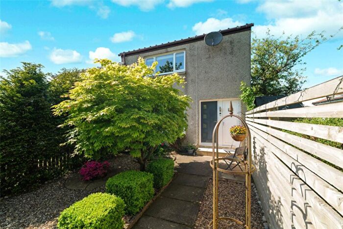 2 Bedroom End Of Terrace House For Sale In Rannoch Drive, Cumbernauld, Glasgow, North Lanarkshire, G67