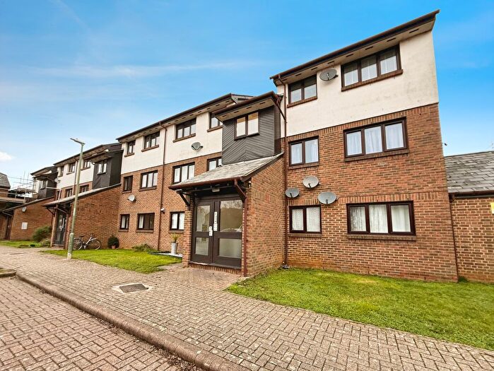 2 Bedroom Flat To Rent In Aylets Field, Harlow, CM18