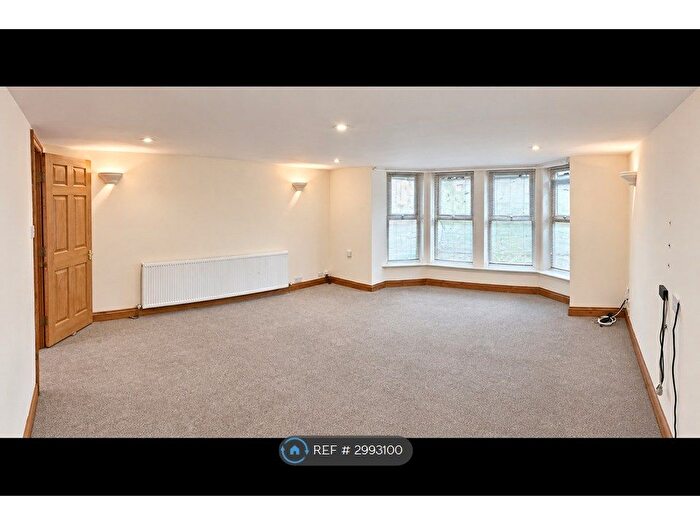 2 Bedroom Flat To Rent In Ripon Road, Harrogate, HG1