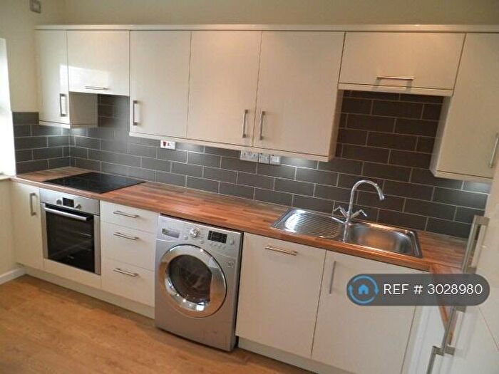 1 Bedroom Flat To Rent In Two Mile Ash, Milton Keynes, MK8