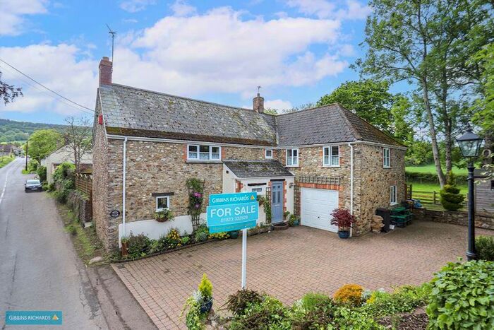 5 Bedroom Cottage For Sale In Blagdon Hill, Taunton, TA3