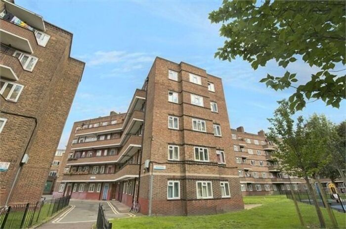 2 Bedroom Flat To Rent In Long Lane, London, SE1