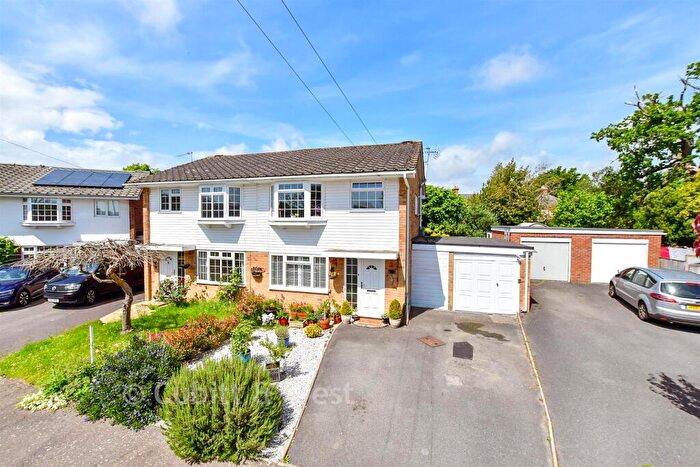 3 Bedroom Semi Detached House For Sale In Ellesmere Orchard, Westbourne, Hampshire, PO10