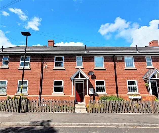 3 Bedroom Terraced House To Rent In Farncote Drive, Sutton Coldfield, West Midlands, B74