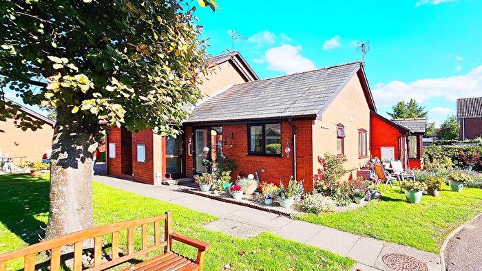 1 Bedroom Bungalow For Sale In St Marys Court, Hereford, HR4