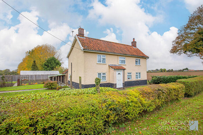 4 Bedroom Cottage For Sale In Double Cottage, Scoulton Road, NR17