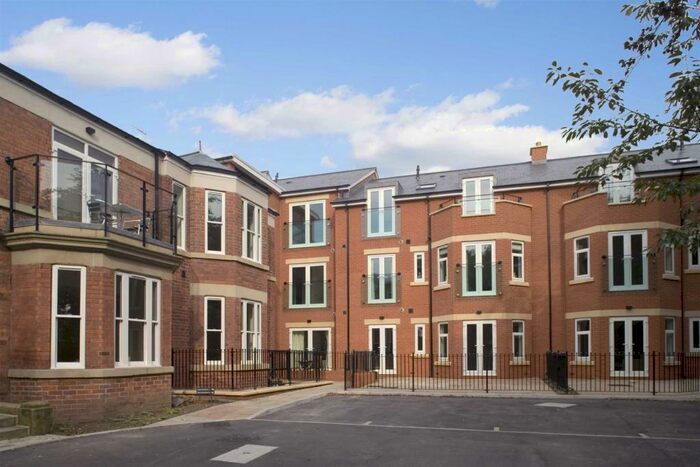 2 Bedroom Flat To Rent In The Hall, Chapel Allerton, Leeds, LS7