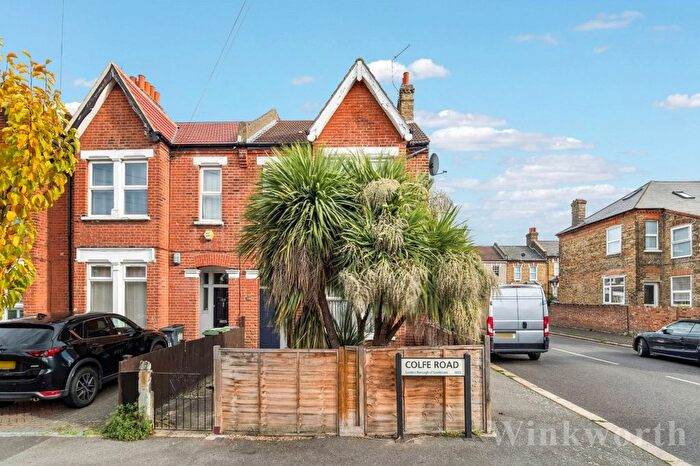 2 Bedroom Flat To Rent In Colfe Road, Forest Hill, London, SE23