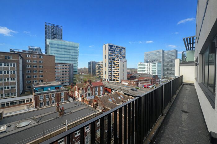 2 Bedroom Apartment To Rent In Scarbrook Road Croydon, CR0