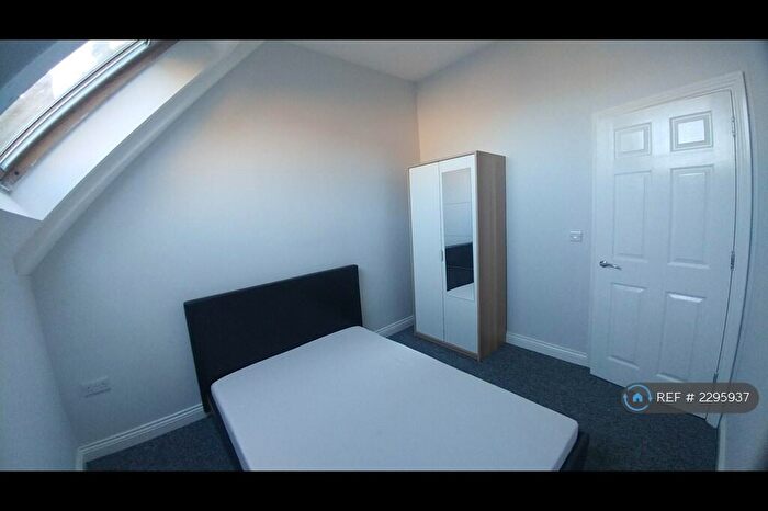 1 Bedroom Flat To Rent In Grattan Road, Bradford, BD1