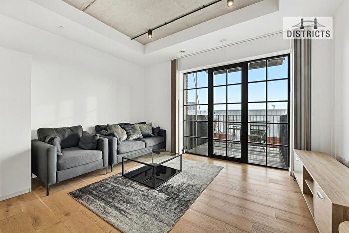 1 Bedroom Flat For Sale In Agar House, Orchard Place, E14