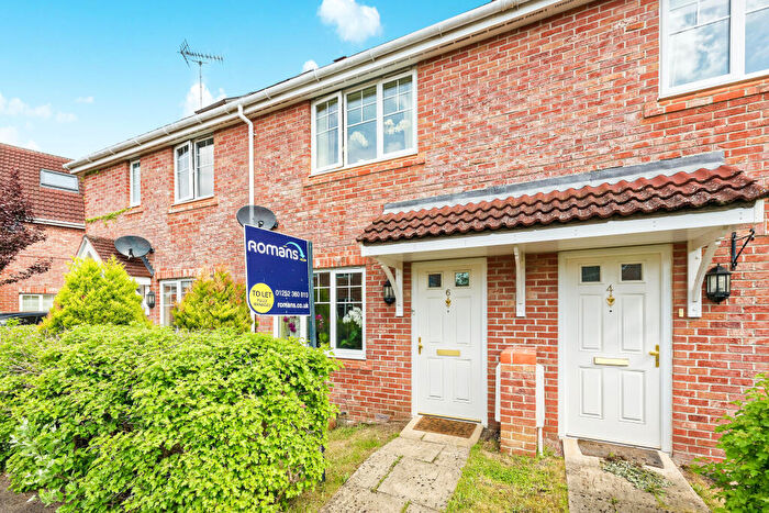 2 Bedroom Terraced House To Rent In Rykmansford Road, Fleet, GU51