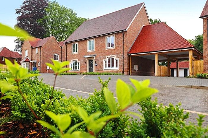 4 Bedroom Detached House For Sale In Scotland Lane, Haslemere, Surrey, GU27