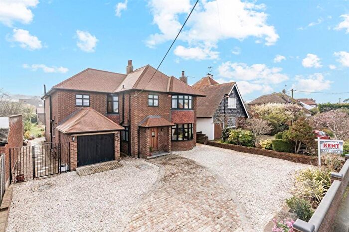 4 Bedroom Detached House For Sale In Joy Lane, Whitstable, CT5