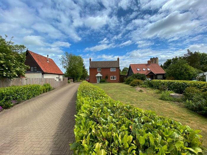 3 Bedroom Detached House For Sale In The Green, Old Buckenham, Attleborough, Norfolk, NR17