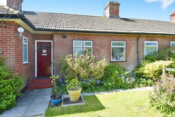 1 Bedroom Bungalow For Sale In Church Lane, Amesbury, SP4