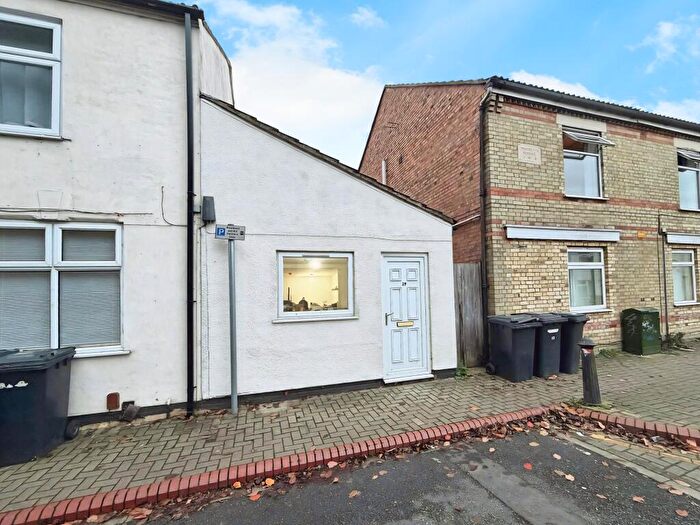 1 Bedroom Bungalow To Rent In St Martins Street, Peterborough, PE1