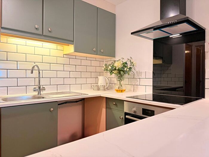 1 Bedroom Flat To Rent In Norbury Close, Derby, DE22