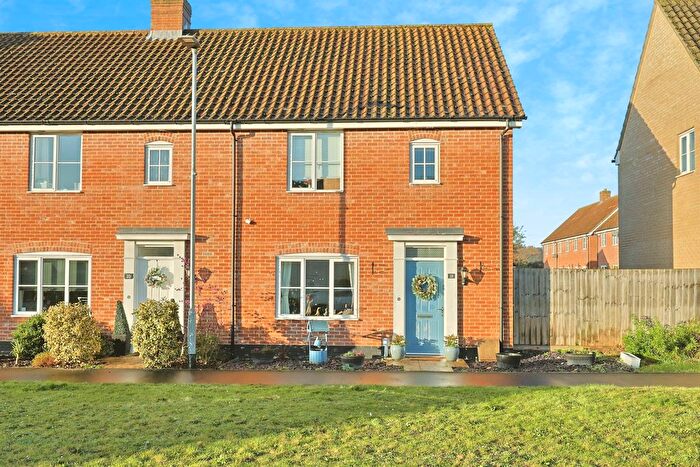 3 Bedroom End Terrace House For Sale In Byfords Way, Watton, Thetford, IP25