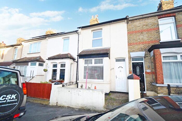 3 Bedroom Terraced House To Rent In Milton Road, Gillingham, ME7