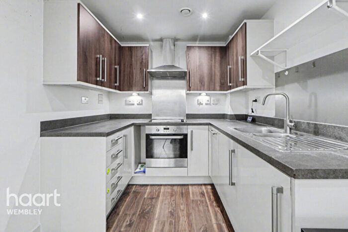 1 Bedroom Flat For Sale In Craven Park, London, NW10