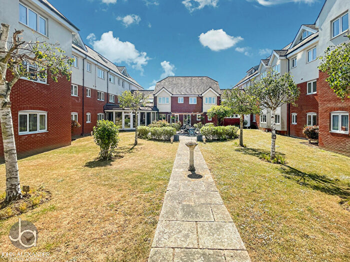 1 Bedroom Apartment For Sale In Rectory Road, Tiptree, CO5