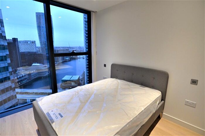 1 Bedroom Flat To Rent In Marsh Wall, London, E14