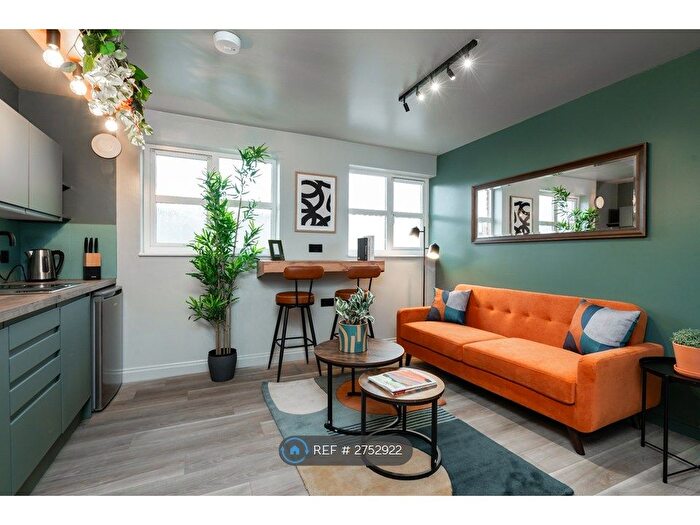 1 Bedroom Flat To Rent In Wise Court, Bicester, OX26