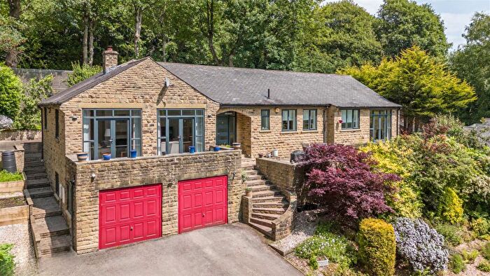 4 Bedroom Detached House For Sale In The Mallows, Steps Lane, Sowerby Bridge, HX6